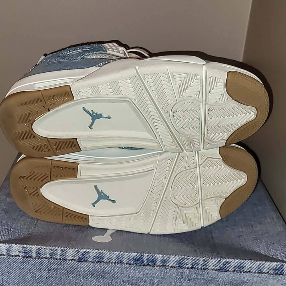Women's Air Jordan 4 Retro Denim - Picture 8 of 8